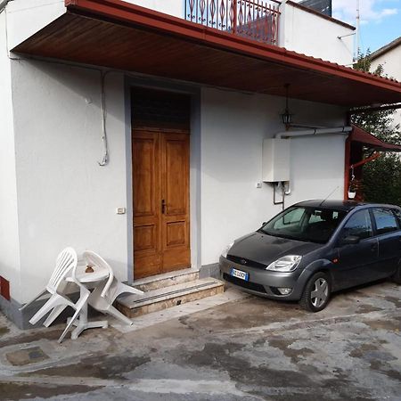 Small Flat Scafa Екстер'єр фото